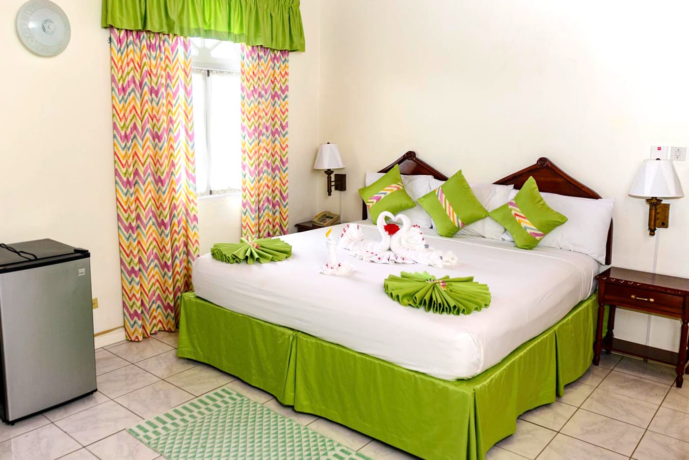 Ixora Suite - One King Bed Runaway Bay Jamaica